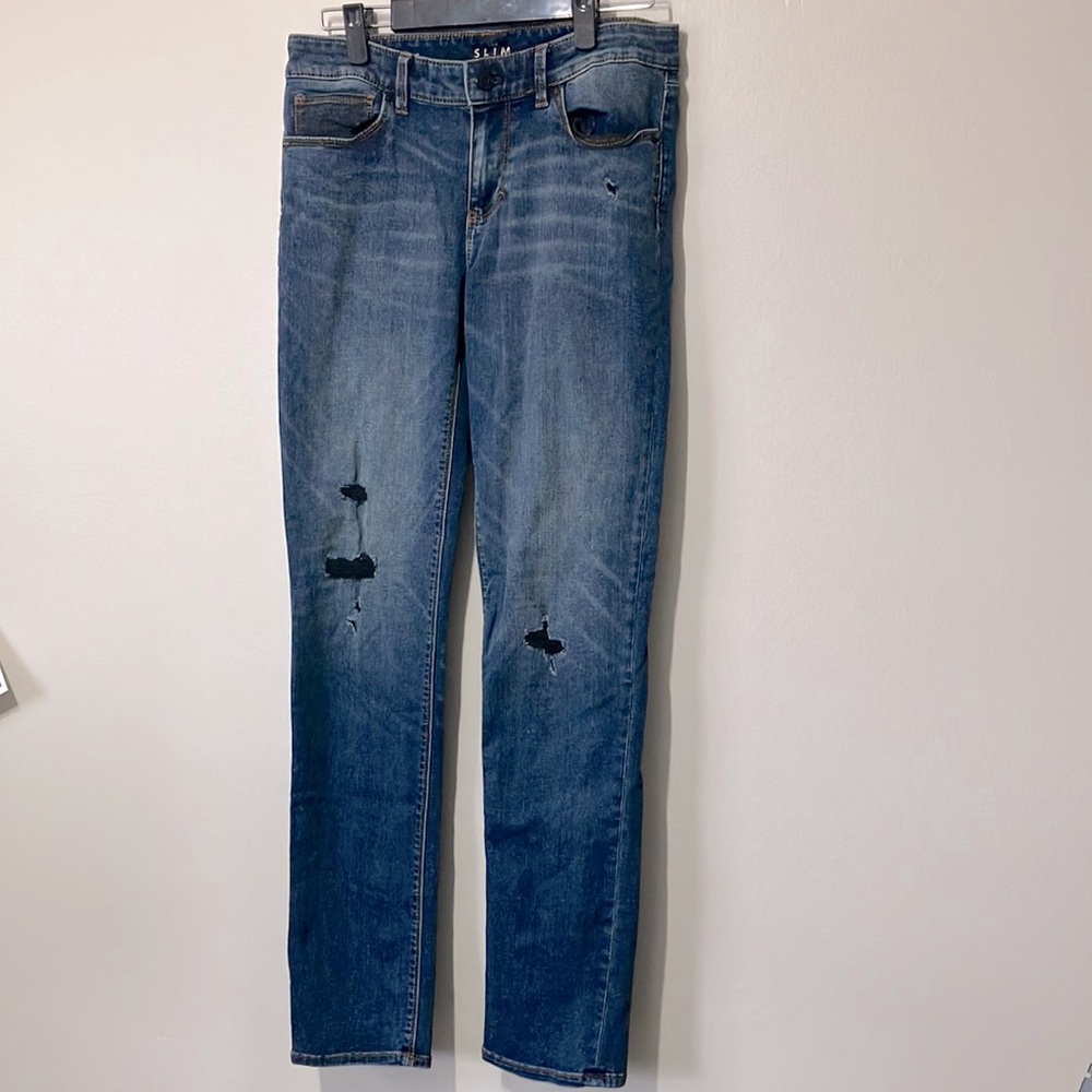 White House Black Market Slim Destructed Sz 6 Jeans